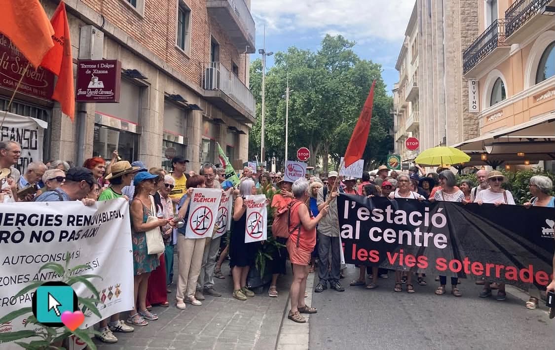 Entitats ecologistes i de defensa del territori fan sentir la seva veu durant l’acte “L’Empordà i el corredor mediterrani”